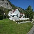 White Mountain Hotel and Resort image 1
