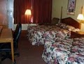 Days Inn: Econo Lodge image 9
