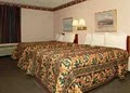 Econo Lodge image 7