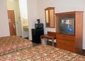 Econo Lodge image 10