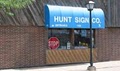 Hunt Sign Co. logo