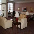 Red Carpet Inn & Suites image 9