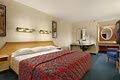 Red Roof Inn image 4
