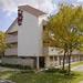 Red Roof Inn image 10