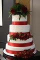 Creative Cakes by Laura Mahaney logo