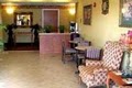 Econo Lodge Airport image 6