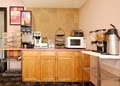 Econo Lodge image 4