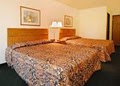 Econo Lodge image 6