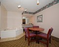 Econo Lodge image 8