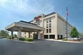 Hampton Inn Louisville Airport logo