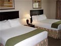 Holiday Inn Express image 3
