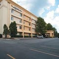 La Quinta Inn & Suites Raleigh Durham Airport S image 3