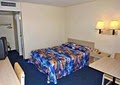 Motel 6 Bakersfield Airport image 9