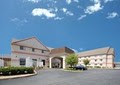 Quality Inn & Suites University/Airport image 1
