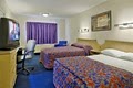 Red Roof Inn image 5
