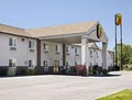 Super 8 Blackfoot image 2
