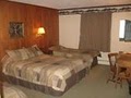 Big Bears Lodge image 9