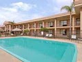 Days Inn Lake Charles LA image 2