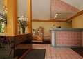 Econo Lodge image 4