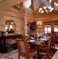 Glacier Mountain Lodge image 4