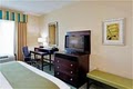 Holiday Inn Express Hotel & Suites Gulf Shores image 4