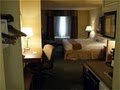 Holiday Inn Express Hotel & Suites Magnolia-Lake Columbia image 3