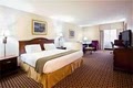 Holiday Inn Express Ottawa image 3