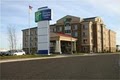 Holiday Inn Express and Suites Ontario Oregon image 2