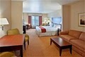 Holiday Inn Express and Suites Ontario Oregon image 7