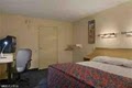 Red Roof Inn image 3
