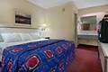 Red Roof Inn image 9