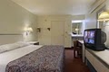 Red Roof Inn image 10