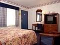 Rodeway Inn Long Beach Hotel & Motel image 2