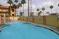 Super 8 Anaheim Disneyland Drive image 4