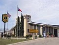 Super 8 San Marcos image 2