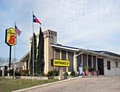 Super 8 San Marcos image 7