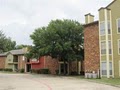 Vieux Coulee Apartments logo