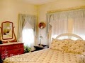 Village Victorian B & B image 8