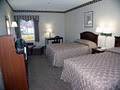 Vista Inn & Suites image 6