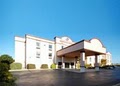 Comfort Suites Altoona image 1