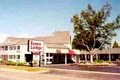 Econo Lodge at the Bridge image 3