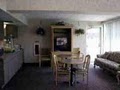 Econo Lodge image 2