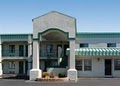 Econo Lodge image 4