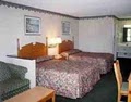 Econo Lodge image 9