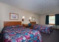 Econo Lodge image 10