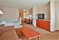 Holiday Inn Express Hotel & Suites Beatrice image 3