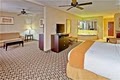 Holiday Inn Express Hotel & Suites Clinton image 5