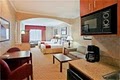 Holiday Inn Express & Suites image 6