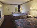 Howard Johnson Express Inn Savannah GA Hotel image 5