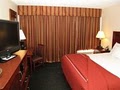 La Quinta Inn & Suites Wichita image 7